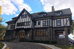 Delta Chi house, The Knoll