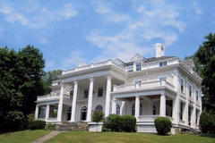 Phi SIgma Kappa house